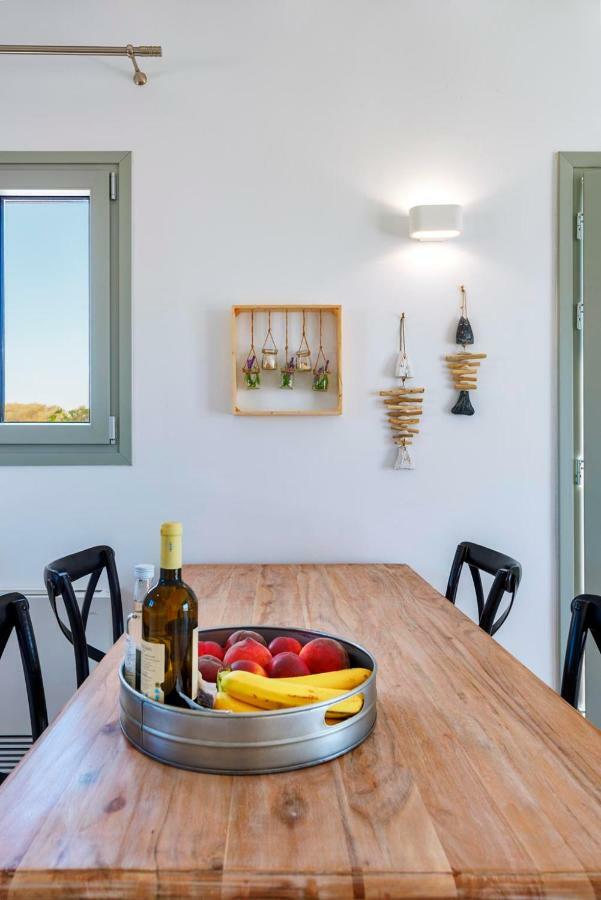Aelion Villa Vári Eksteriør bilde